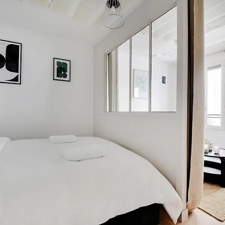 Magnifique In The Marais - Apartment *